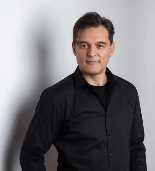Ioannis Kyritsis, Inhaber von Ioannis Finest, dem Online-Shop für bestes griechisches Olivenöl und weitere griechische Spezialitäten